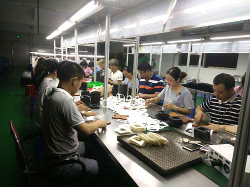 全力以赴，共渡難關(guān)