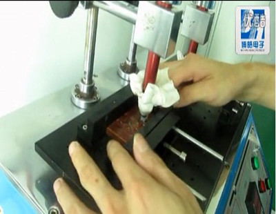 博皓做好硅膠按鍵摩擦測試——確保質量有保障