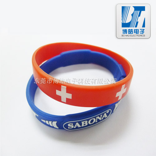 博皓制造具備耐磨損 耐高溫的硅膠手環